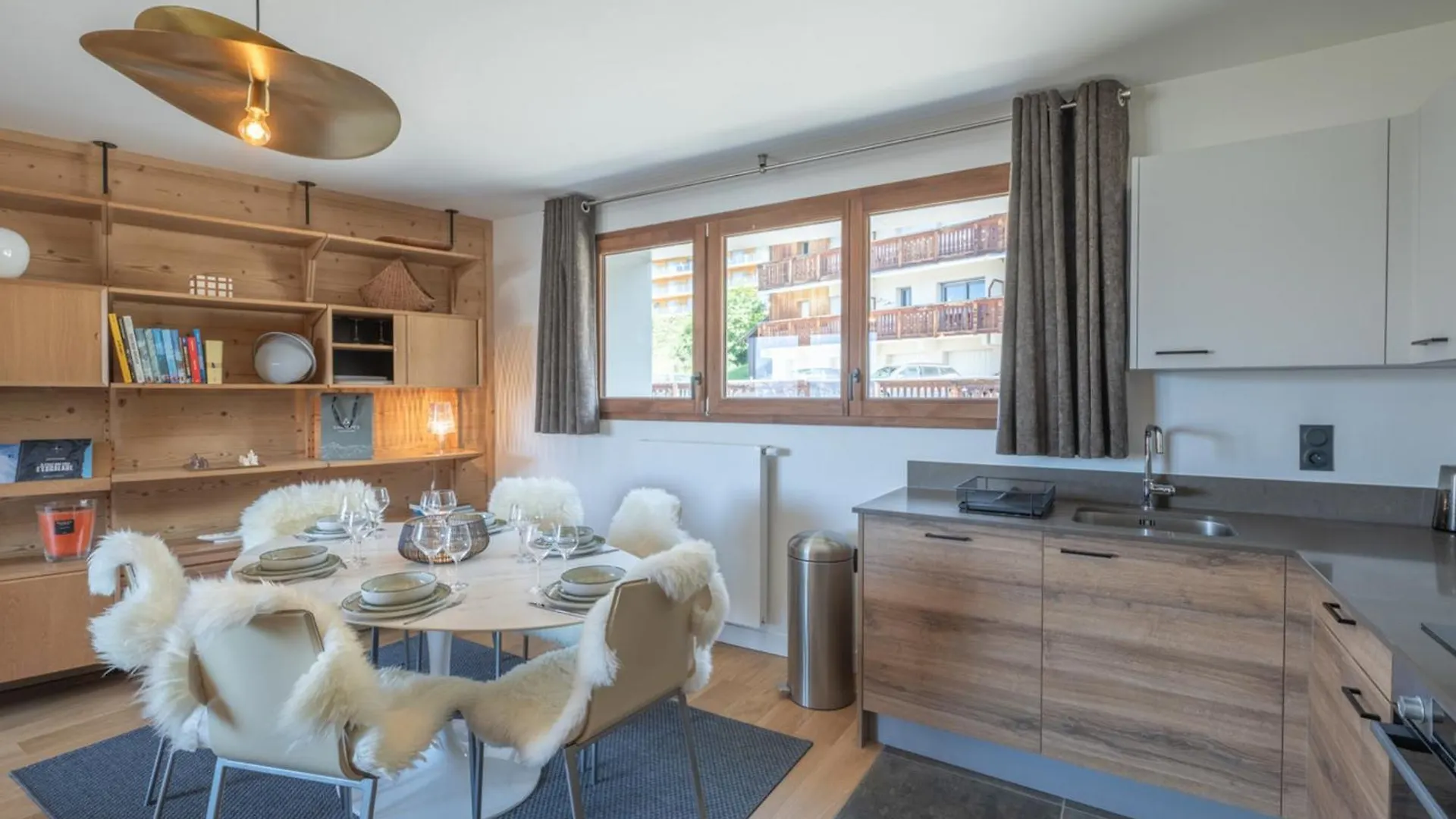 شقة Duplex Neuf Avec Balcon, Cheminee, Proche Des Pistes A L'Alpe D'Huez - Fr-1-645-73 0*, Huez