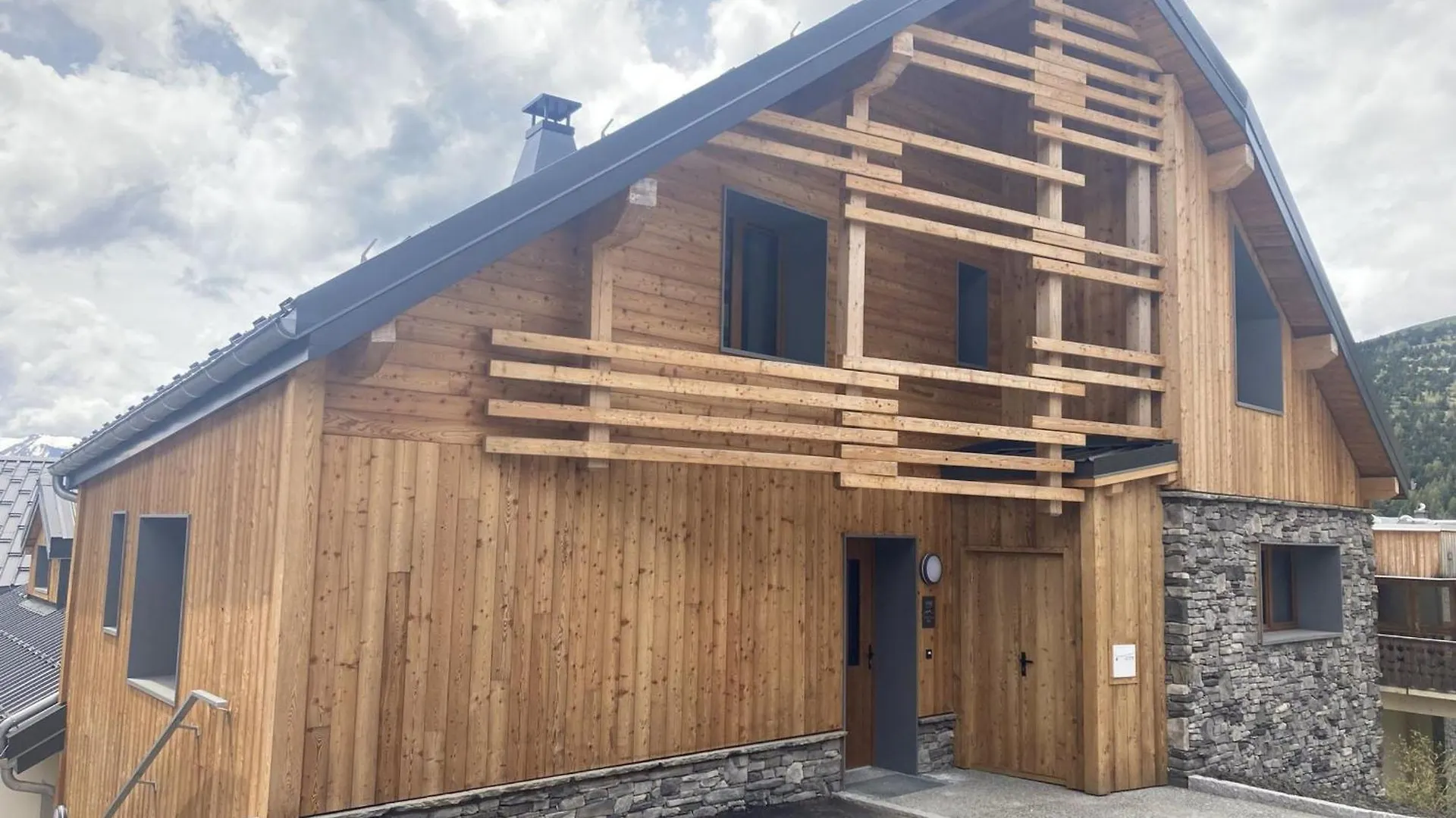 شقة Duplex Neuf Avec Balcon, Cheminee, Proche Des Pistes A L'Alpe D'Huez - Fr-1-645-73